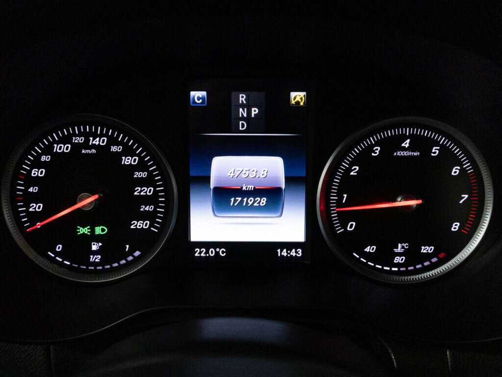 Купить Mercedes-Benz GLC 300, 2017, 171 938 км, фото №12