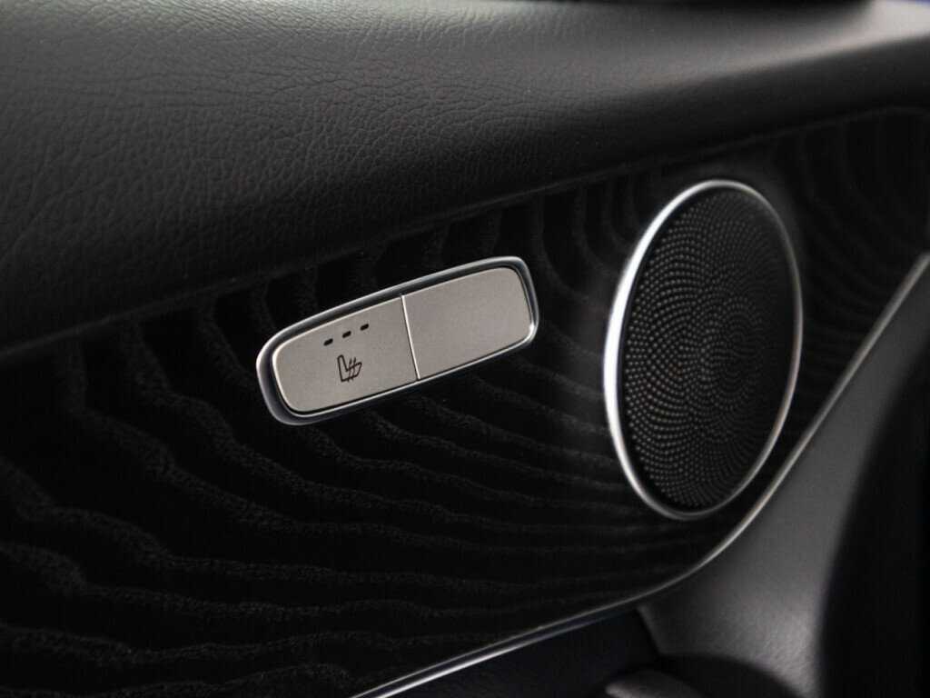 Купить Mercedes-Benz GLC 300, 2017, 171 938 км, фото №19