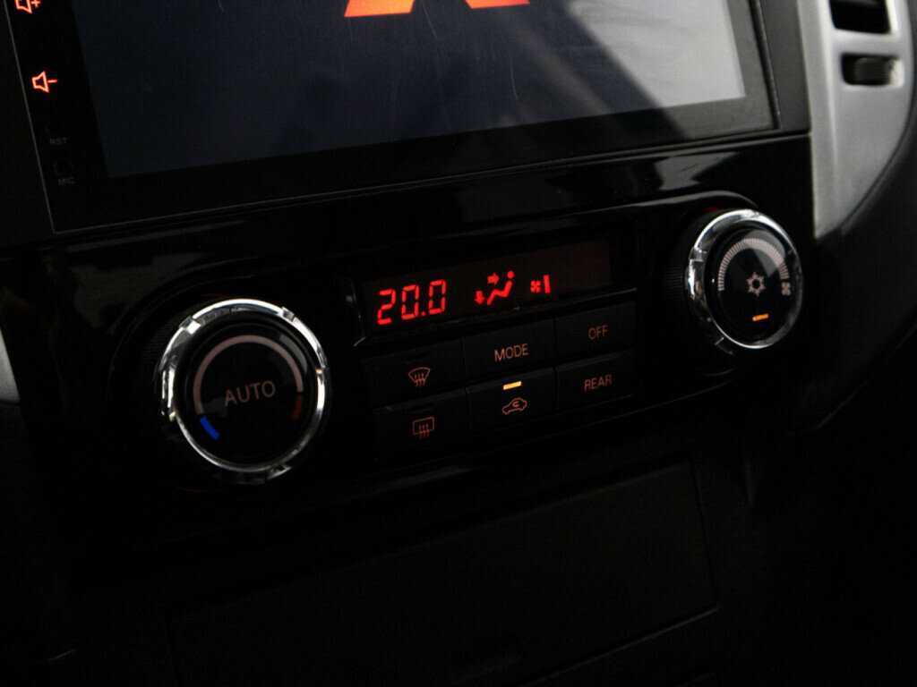 Купить Mitsubishi Pajero, 2011, 158 512 км, фото №15