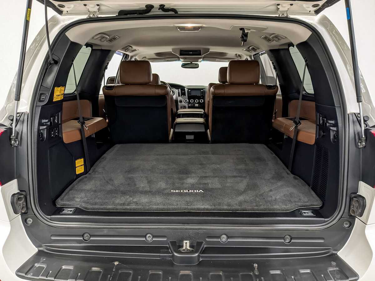 Купить Toyota Sequoia, 2013, 174 494 км, фото №10