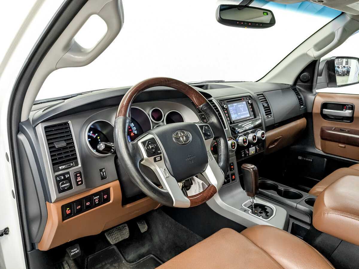 Купить Toyota Sequoia, 2013, 174 494 км, фото №16