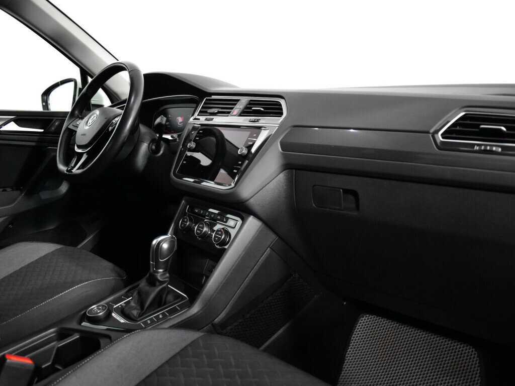 Купить Volkswagen Tiguan, 2019, 77 774 км, фото №9