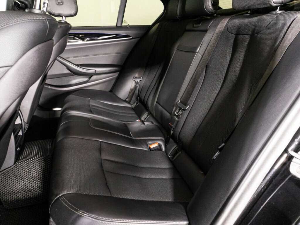 Купить BMW 5 серии 520d xDrive, 2017, 142 844 км, фото №10