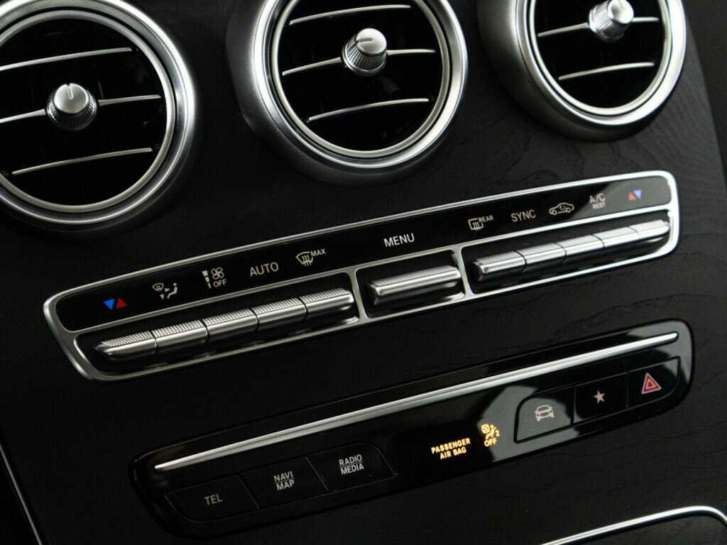 Купить Mercedes-Benz GLC 200, 2019, 84 586 км, фото №18