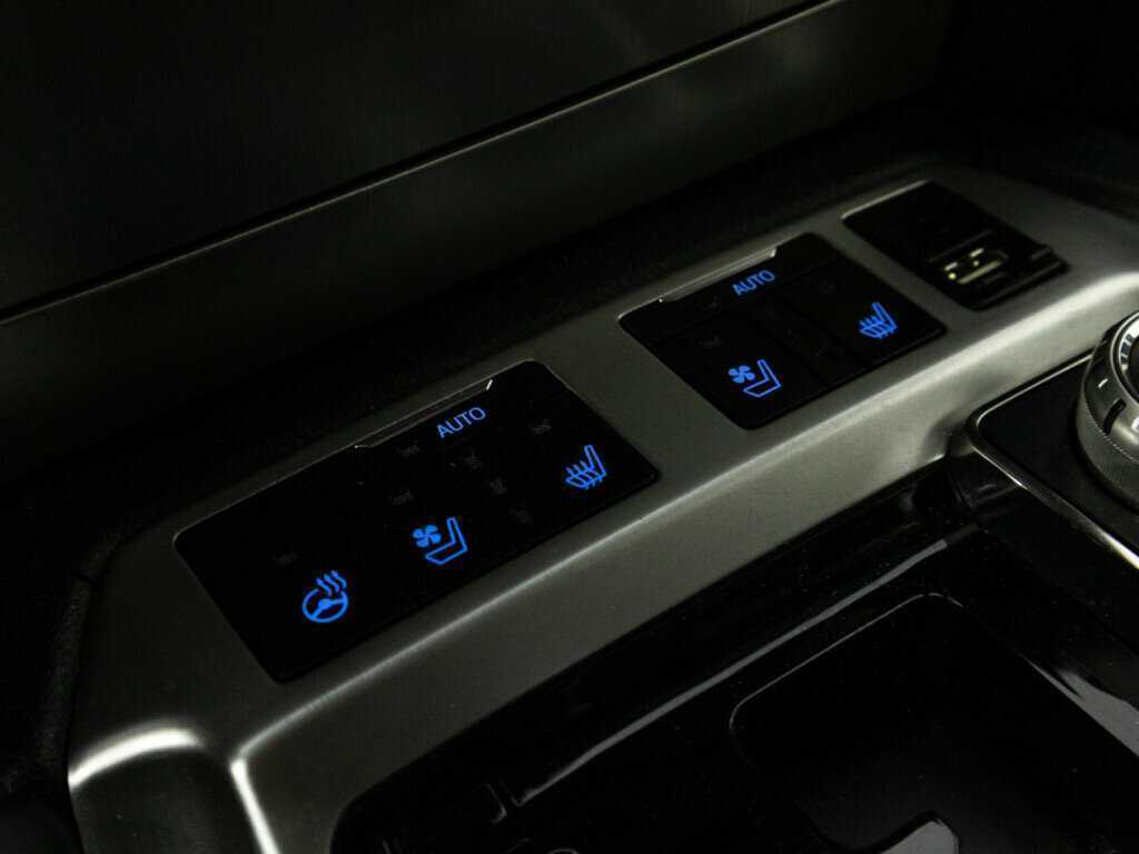 Купить Toyota Land Cruiser, 2016, 129 278 км, фото №17