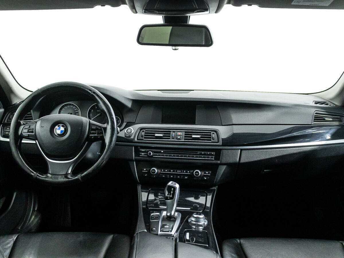 Купить BMW 5 серии 520i, 2012, 191 944 км, фото №13