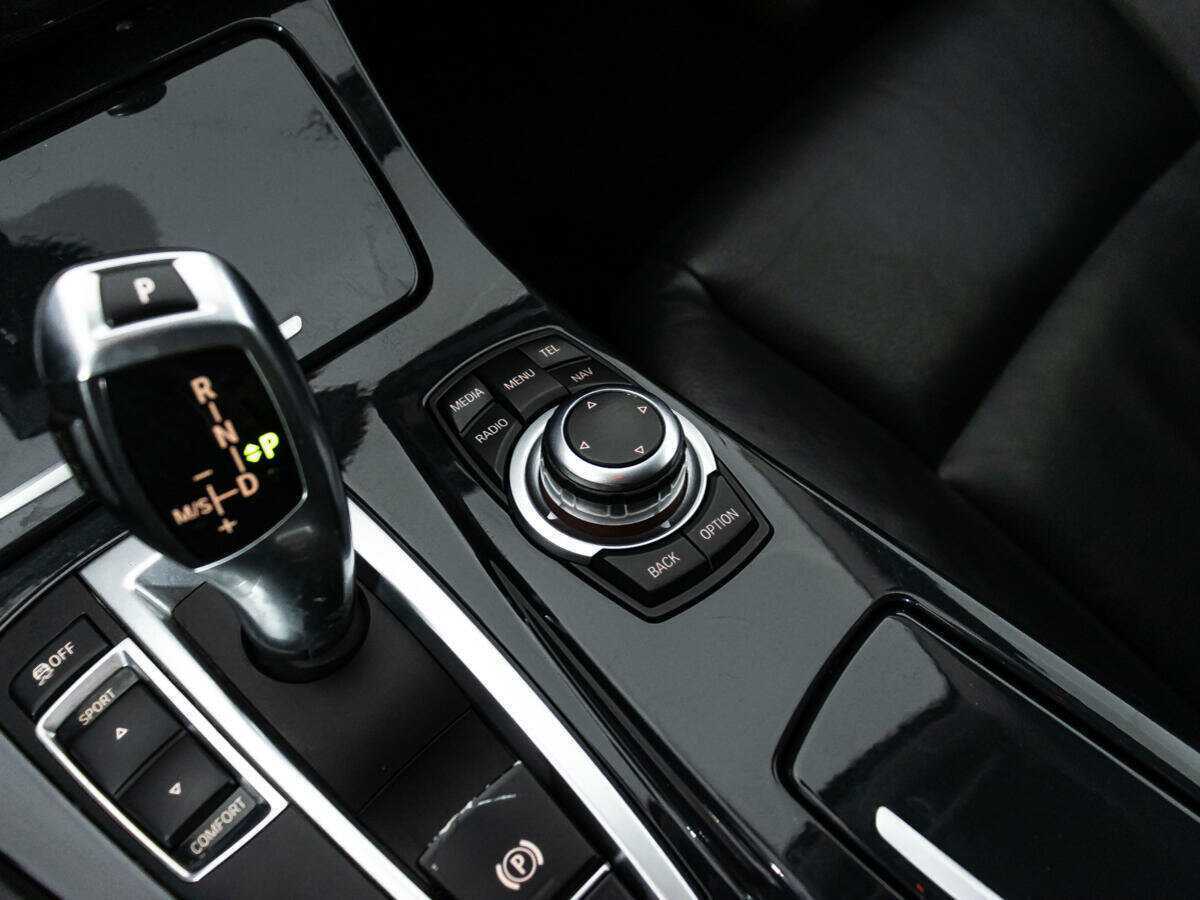 Купить BMW 5 серии 520i, 2012, 191 944 км, фото №19