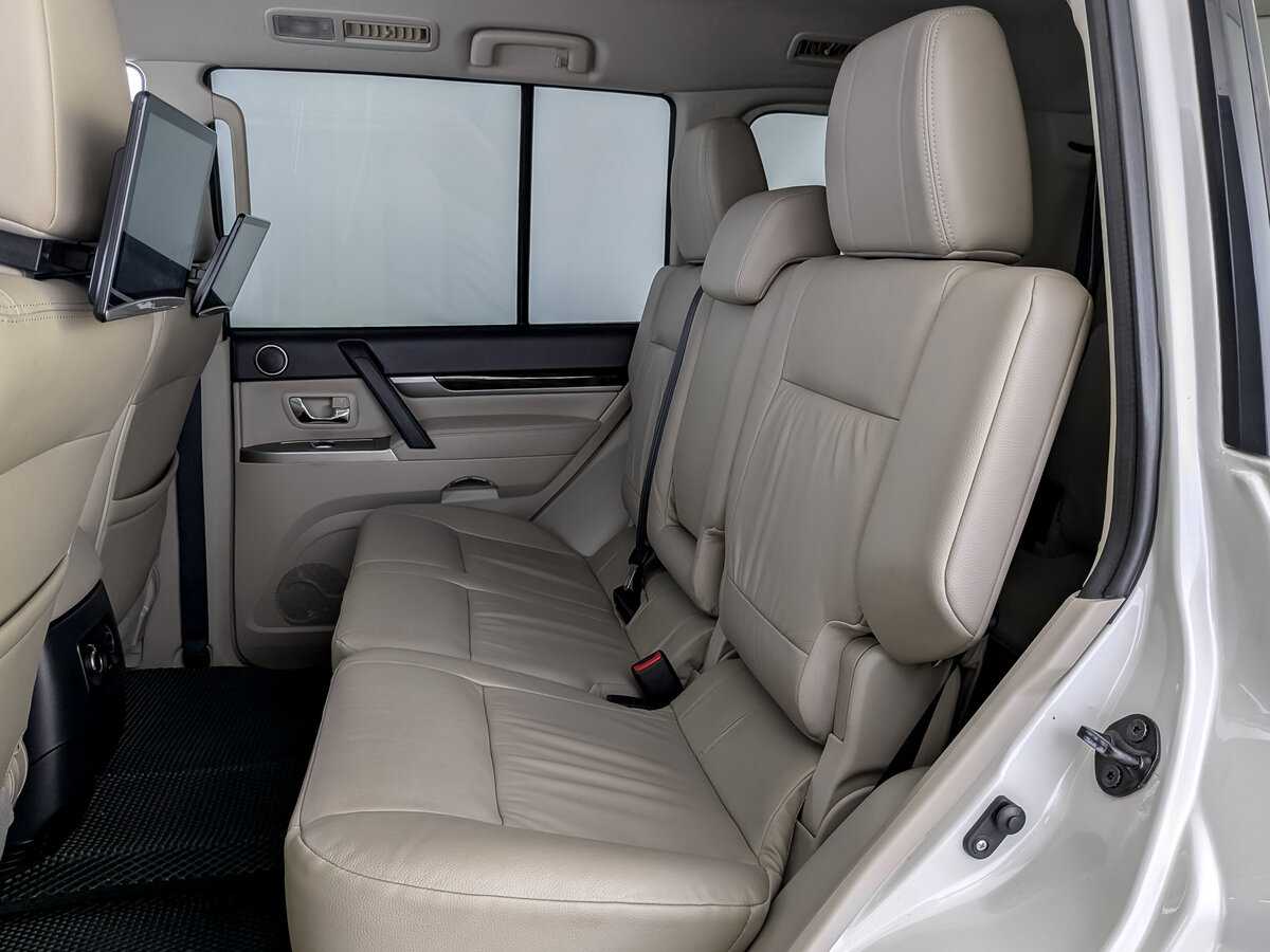 Купить Mitsubishi Pajero, 2019, 21 550 км, фото №12