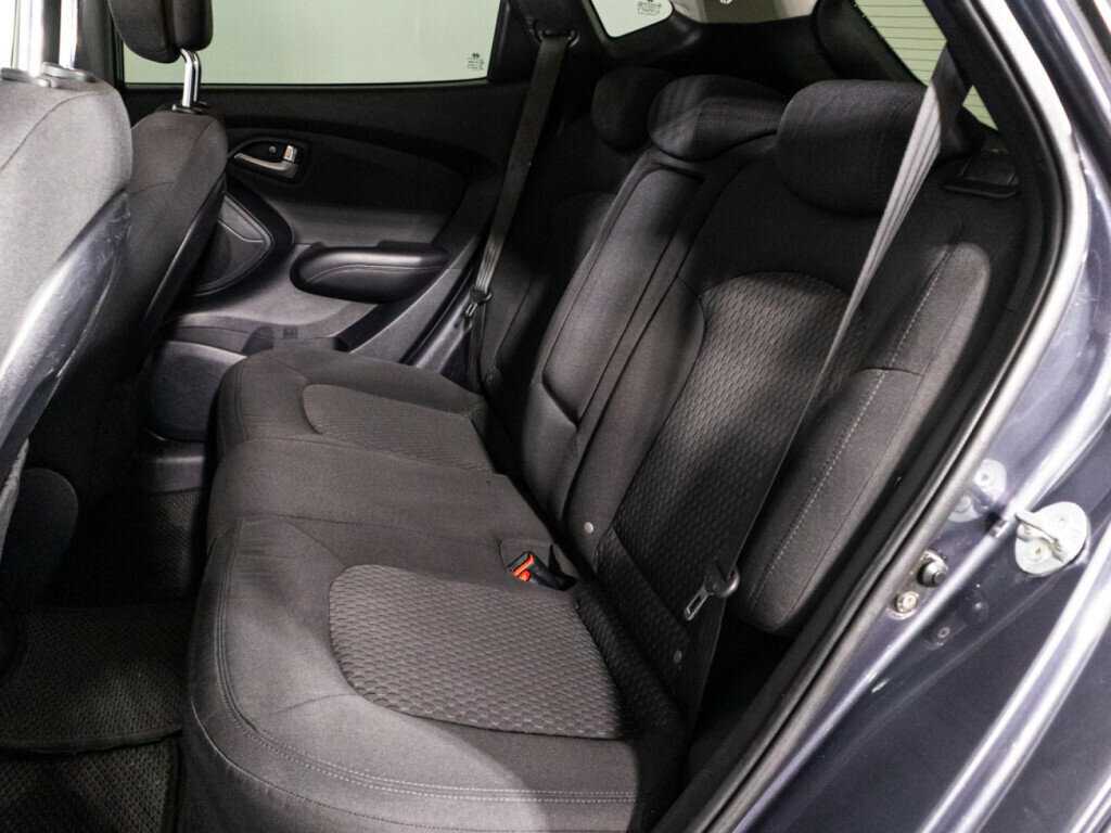 Купить Hyundai ix35, 2010, 215 209 км, фото №10