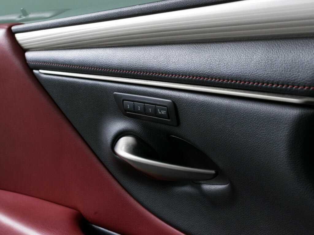 Купить Lexus ES 350, 2020, 82 145 км, фото №22