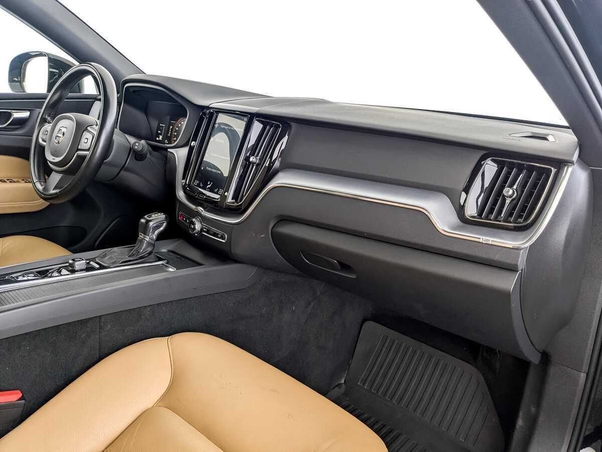 Купить Volvo XC60, 2018, 120 132 км, фото №11