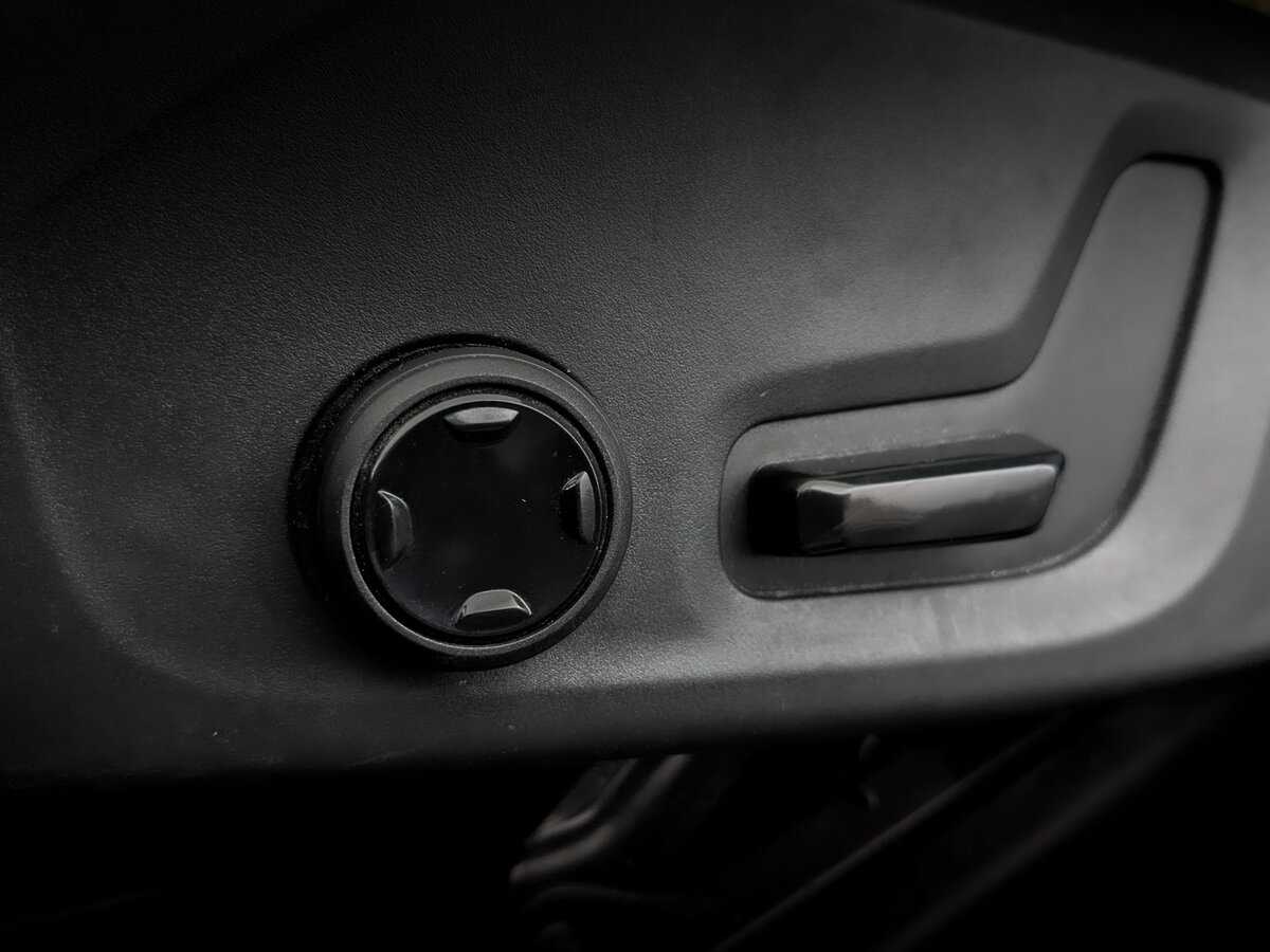 Купить Volvo XC60, 2018, 120 132 км, фото №19