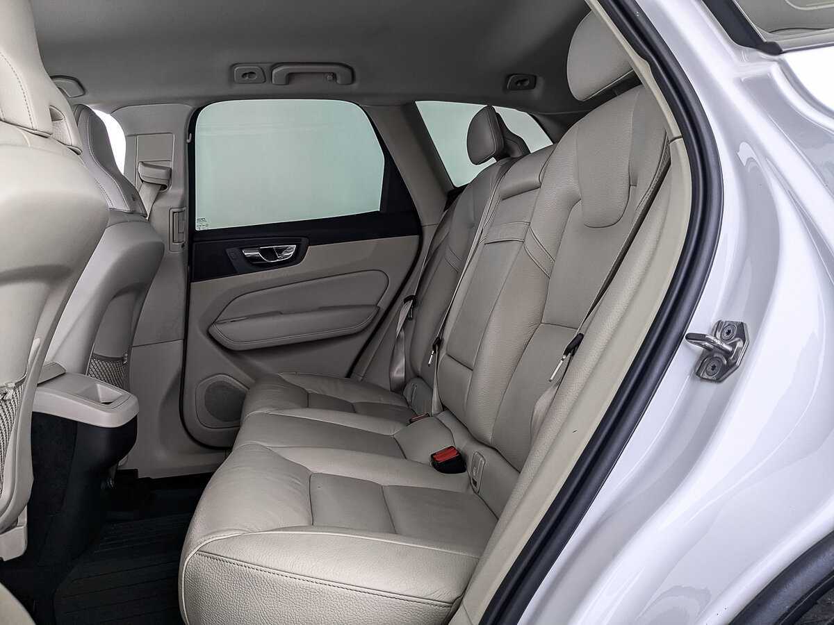 Купить Volvo XC60, 2018, 145 144 км, фото №18
