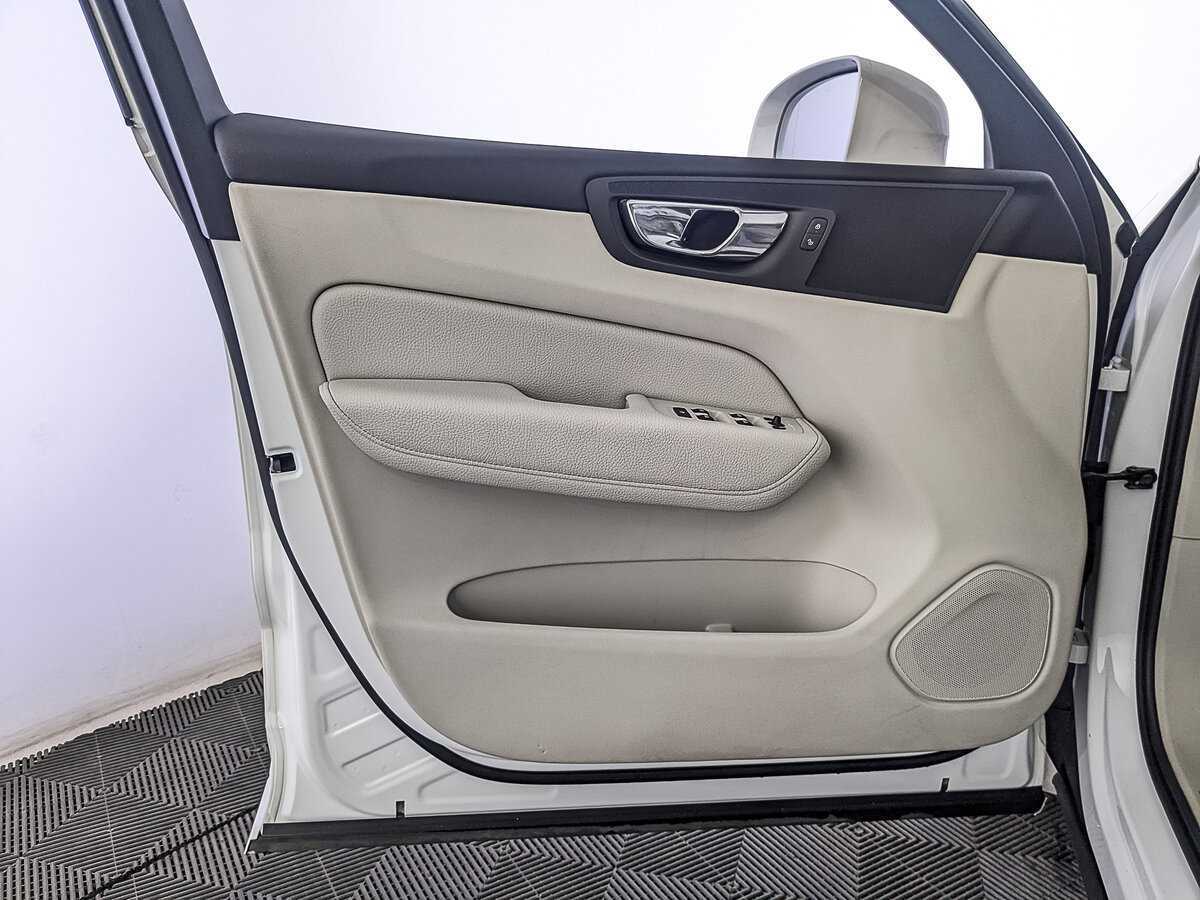 Купить Volvo XC60, 2018, 145 144 км, фото №19