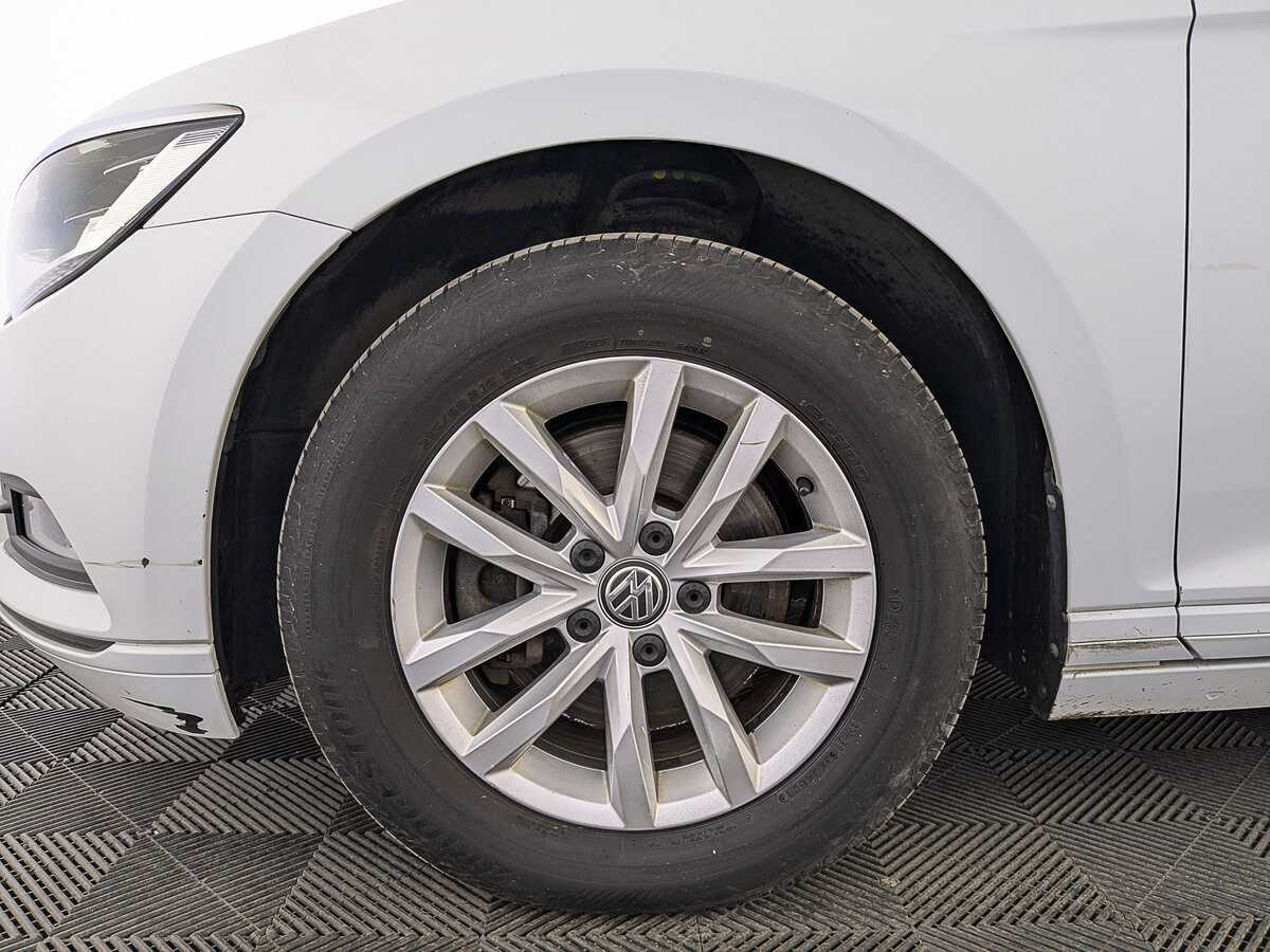 Купить Volkswagen Passat, 2019, 88 389 км, фото №12