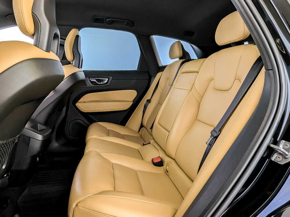 Купить Volvo XC60, 2018, 68 836 км, фото №12