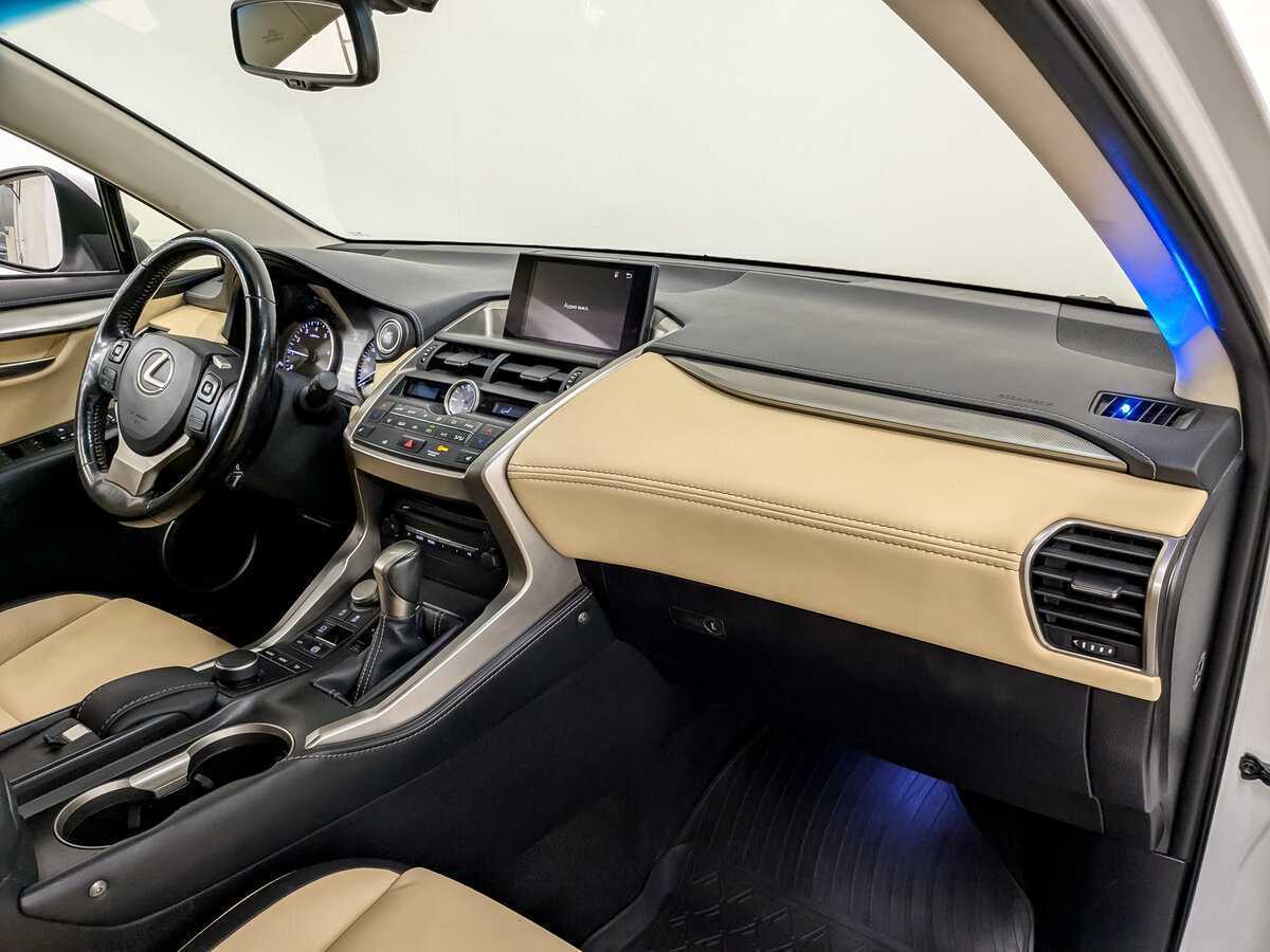 Купить Lexus NX 200, 2016, 135 708 км, фото №11