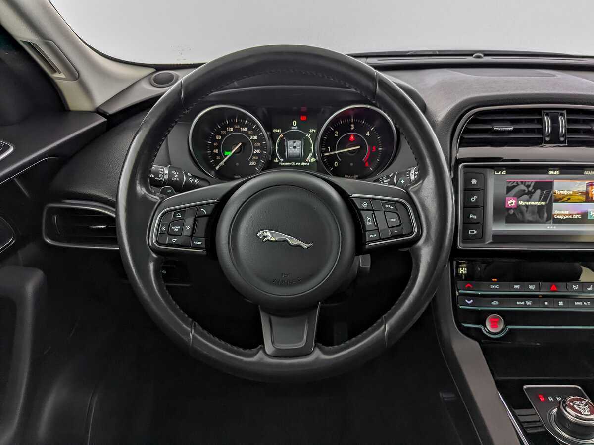 Купить Jaguar F-Pace, 2017, 119 322 км, фото №21