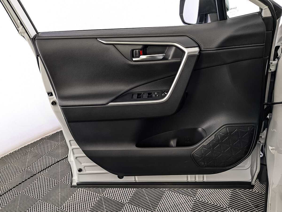 Купить Toyota RAV4, 2021, 36 000 км, фото №17