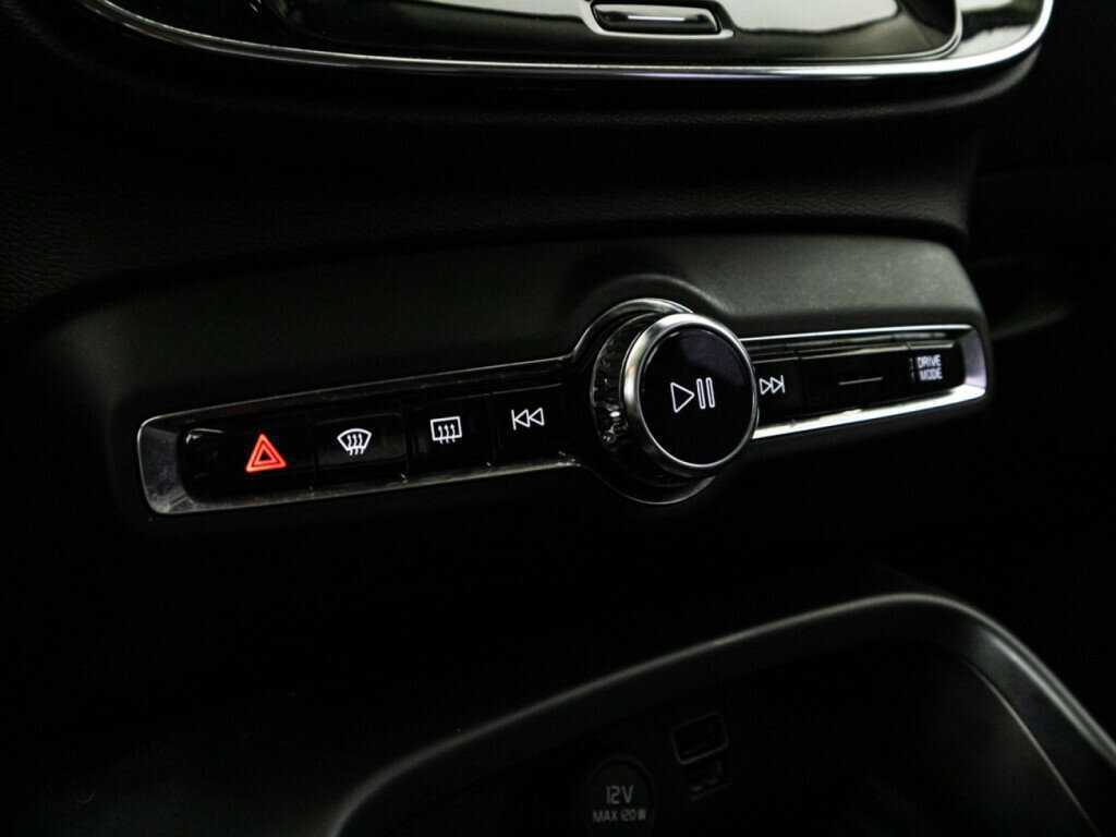 Купить Volvo XC40, 2018, 103 939 км, фото №19