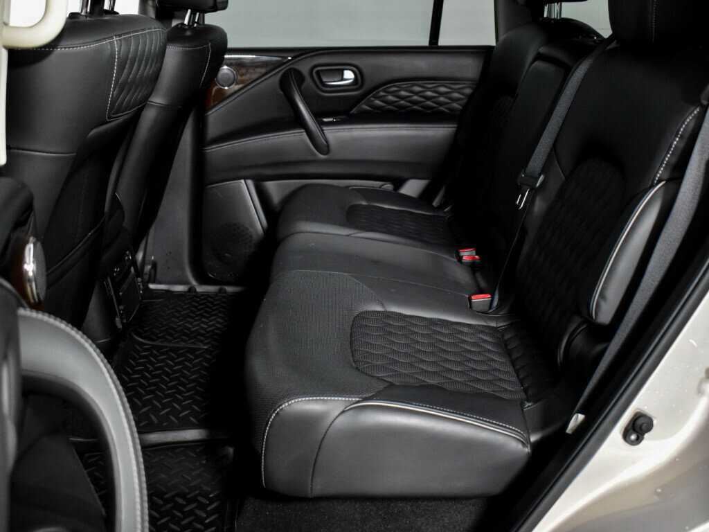 Купить Infiniti QX80, 2018, 75 944 км, фото №10