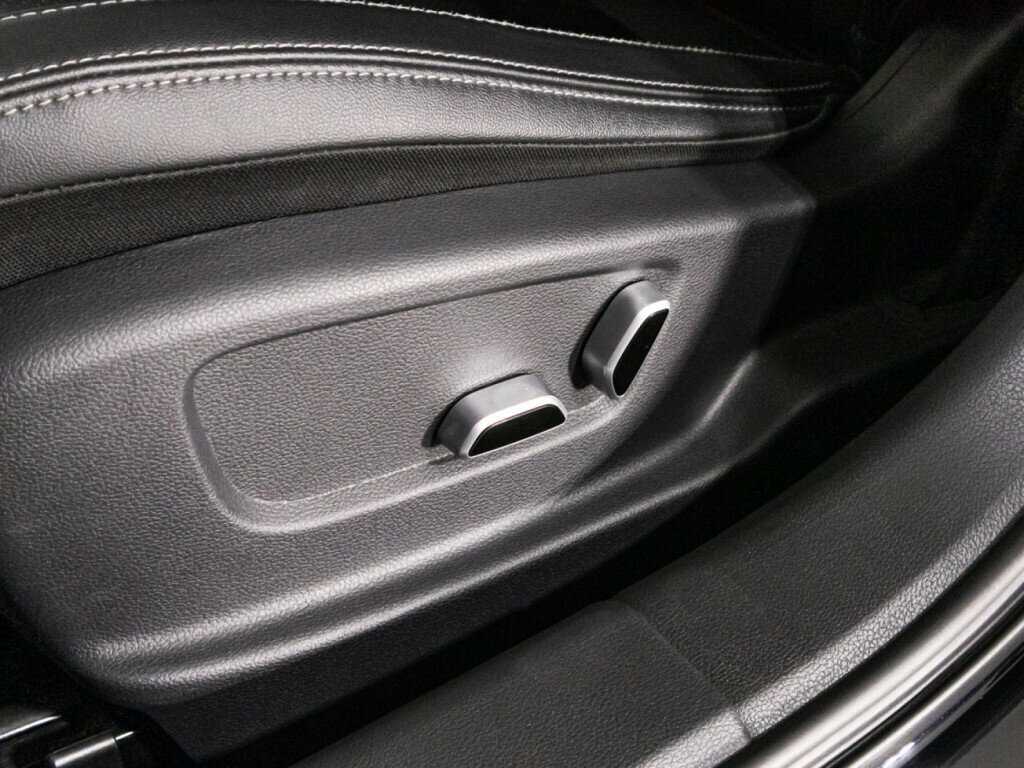 Купить Hongqi H5, 2023, 49 500 км, фото №18