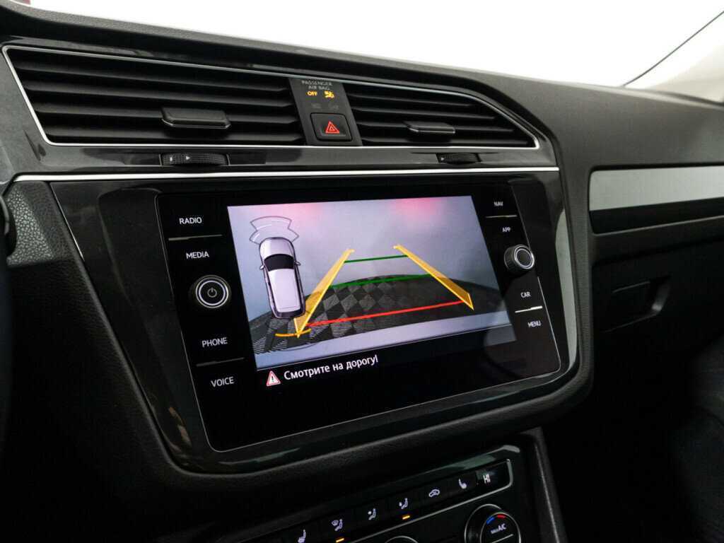 Купить Volkswagen Tiguan, 2019, 90 940 км, фото №16