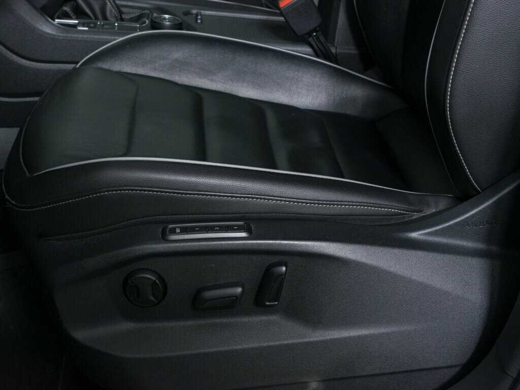 Купить Volkswagen Tiguan, 2021, 95 000 км, фото №14