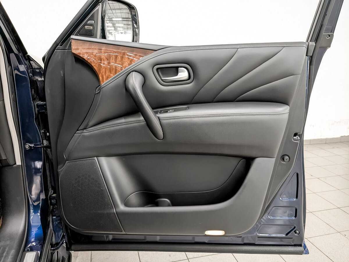 Купить Infiniti QX80, 2017, 100 292 км, фото №23