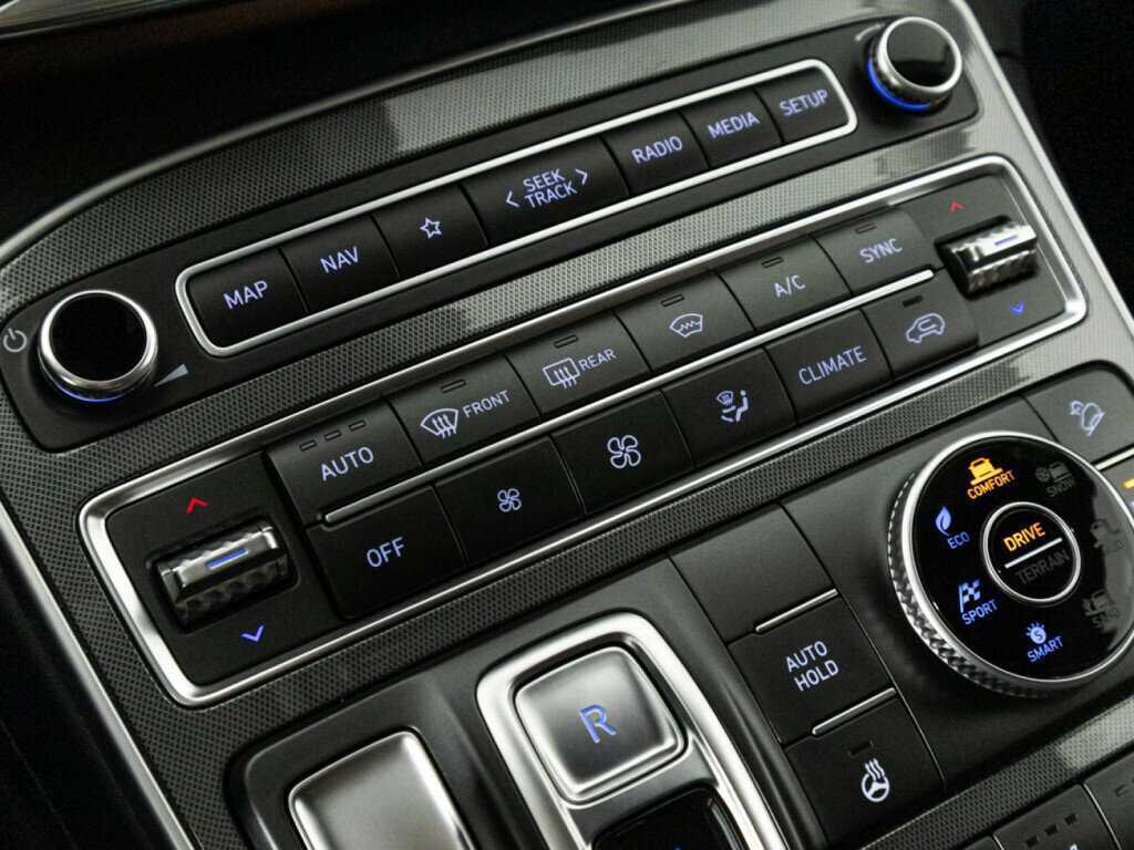 Купить Hyundai Santa Fe, 2021, 30 137 км, фото №19