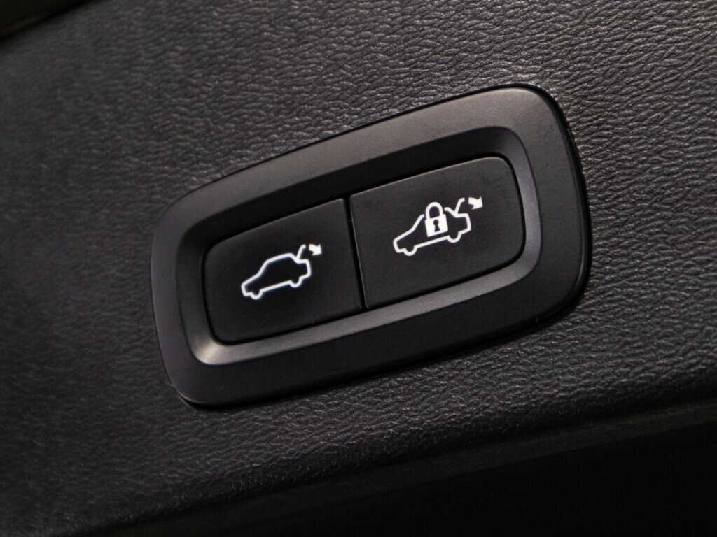 Купить Volvo XC40, 2018, 112 711 км, фото №15