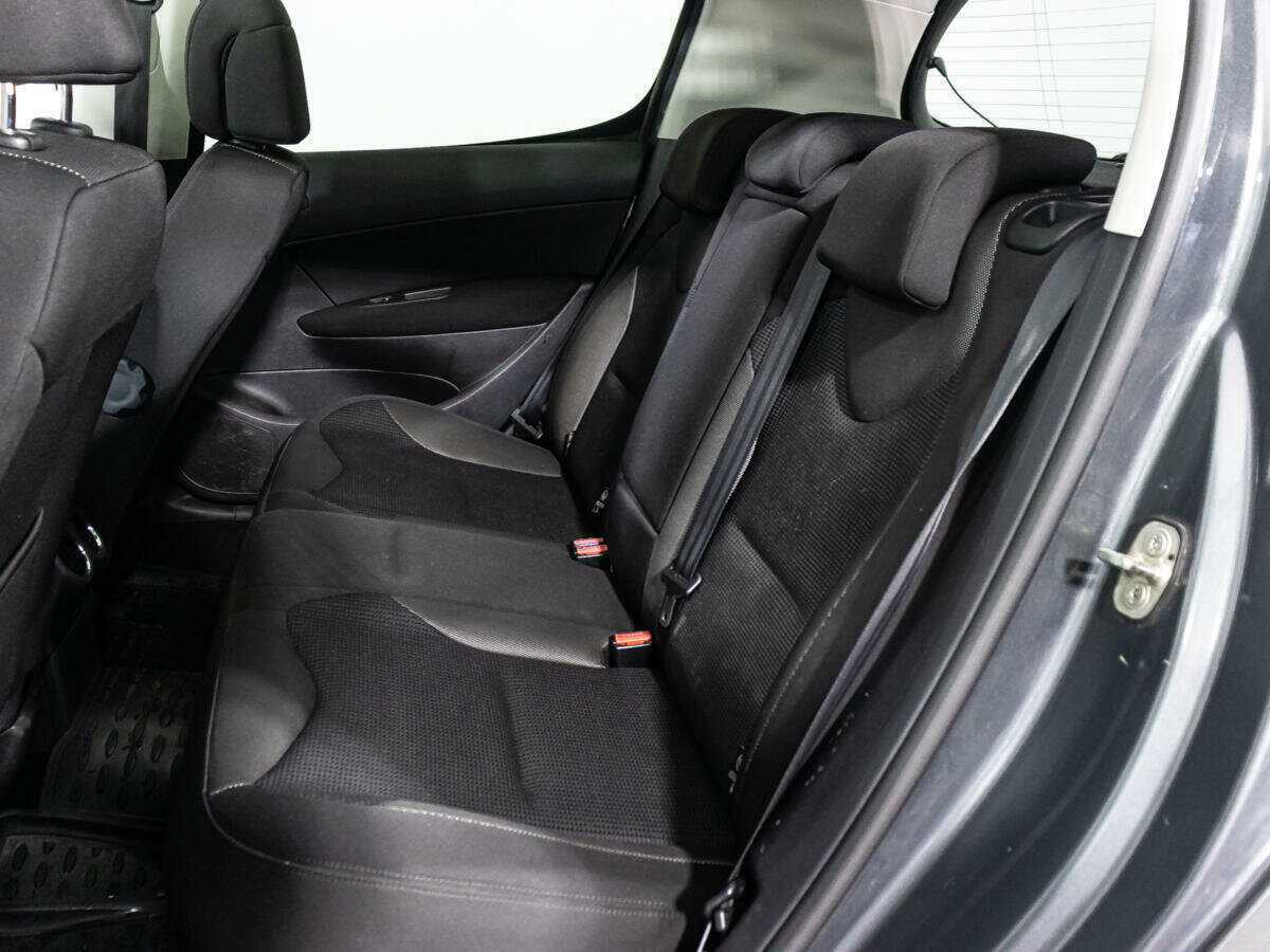 Купить Peugeot 308, 2008, 180 204 км, фото №10