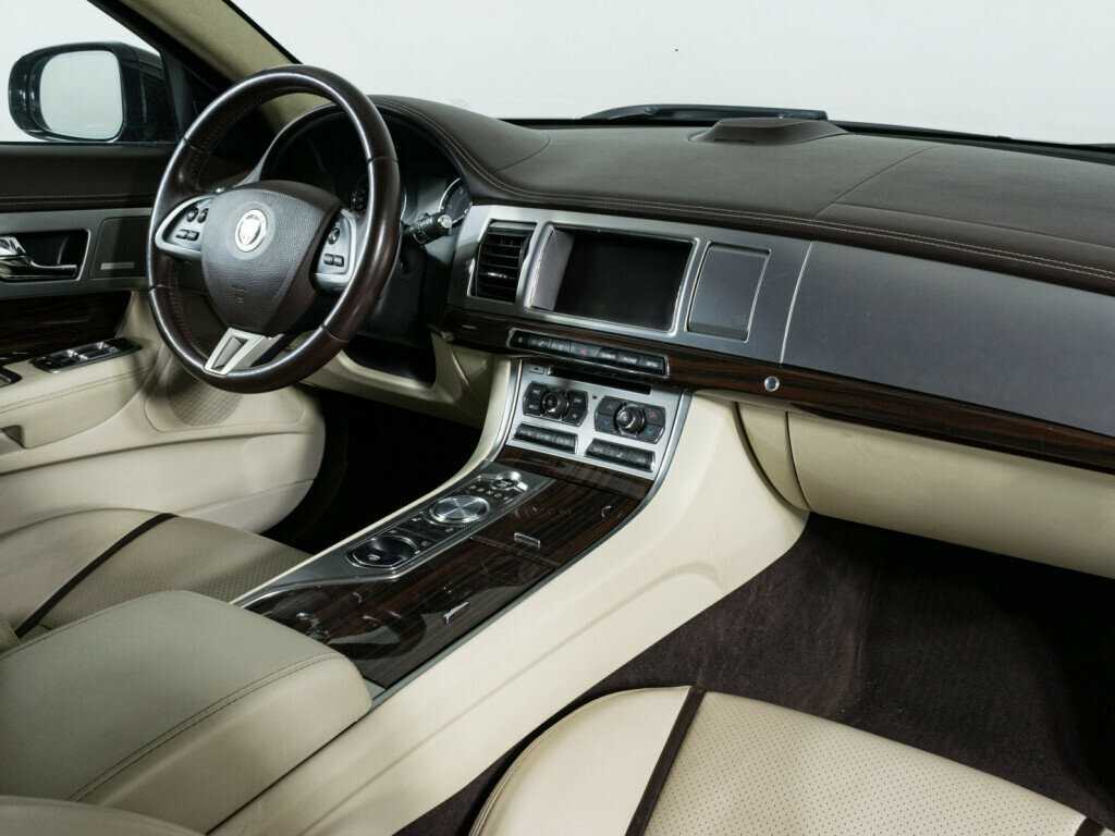 Купить Jaguar XF, 2011, 121 300 км, фото №8