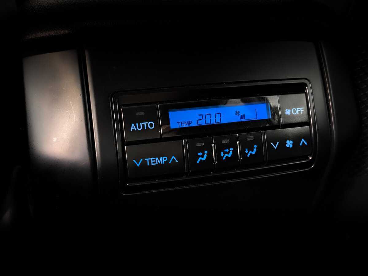 Купить Toyota Land Cruiser Prado, 2021, 42 850 км, фото №24