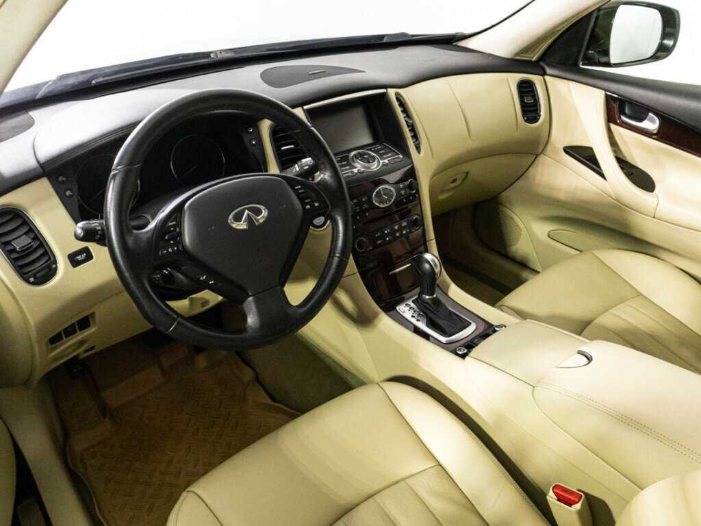 Купить Infiniti QX50, 2016, 149 755 км, фото №11