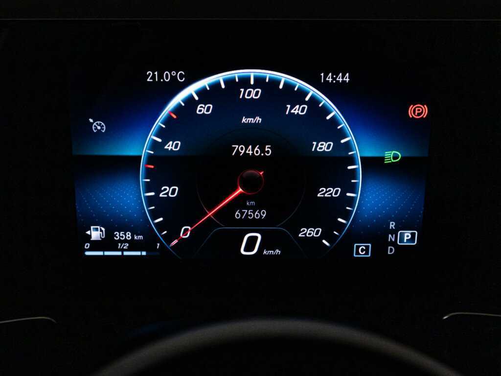 Купить Mercedes-Benz GLB 200, 2020, 67 565 км, фото №12