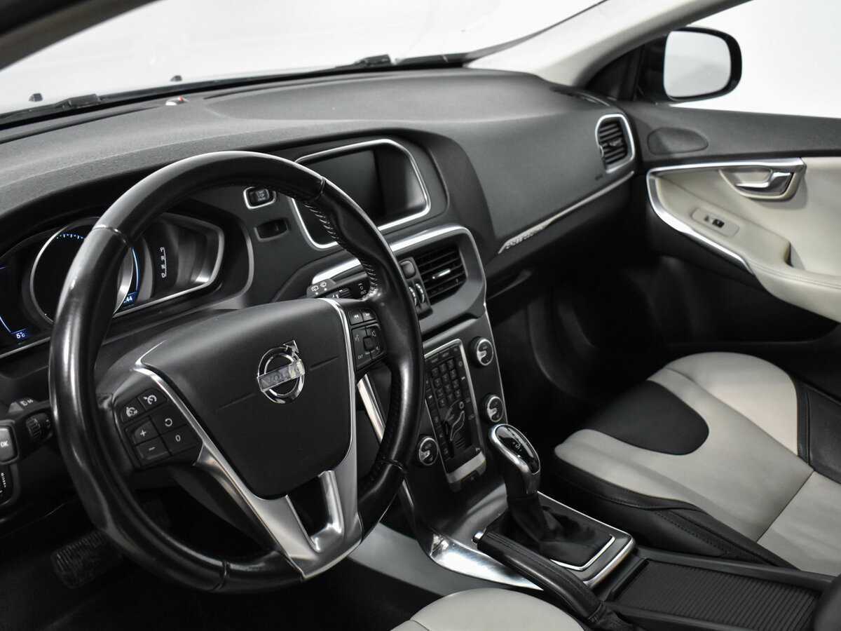Купить Volvo V40, 2014, 129 458 км, фото №9