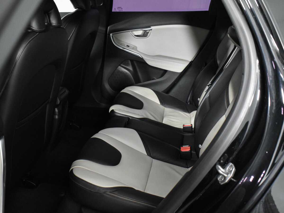 Купить Volvo V40, 2014, 129 458 км, фото №13