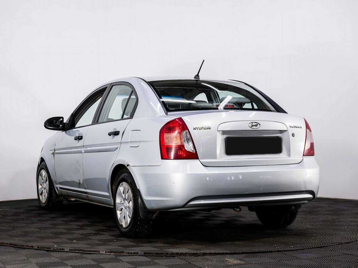 Купить Hyundai Verna, 2006, 260 000 км, фото №4