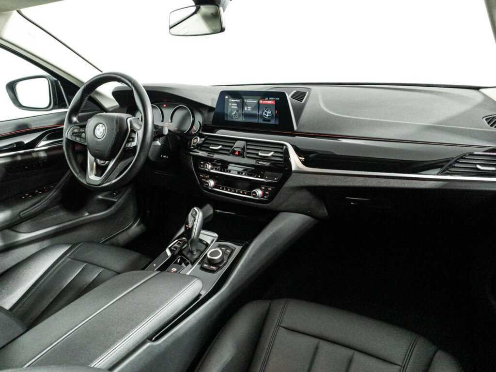 Купить BMW 5 серии 520d, 2020, 78 171 км, фото №9