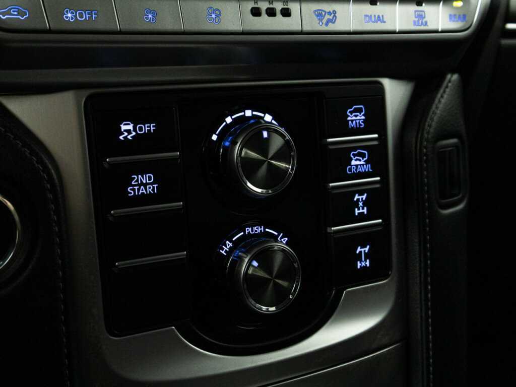 Купить Toyota Land Cruiser Prado, 2018, 109 896 км, фото №18