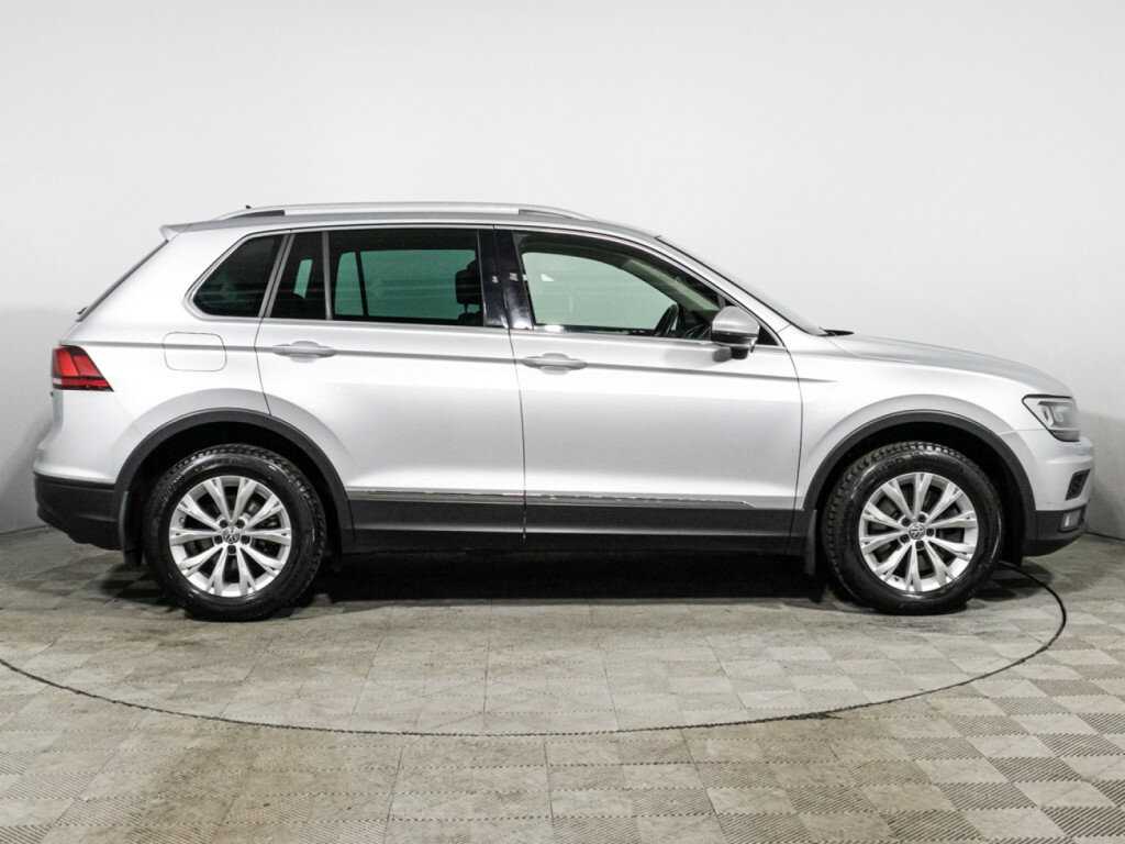 Купить Volkswagen Tiguan, 2019, 115 775 км, фото №4