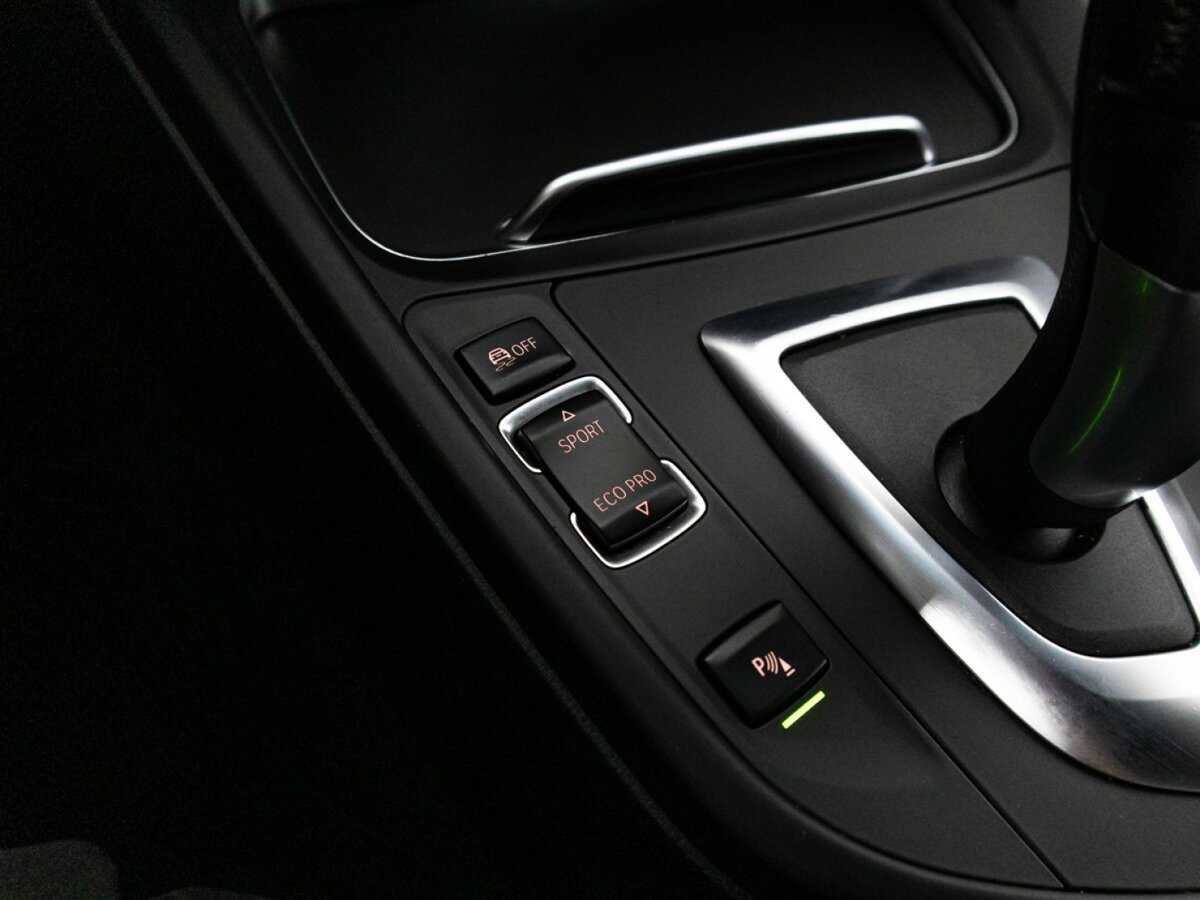 Купить BMW 3 серии 320i xDrive, 2016, 90 800 км, фото №18