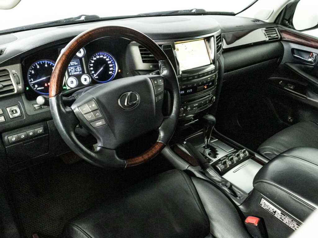 Купить Lexus LX 570, 2011, 376 590 км, фото №9