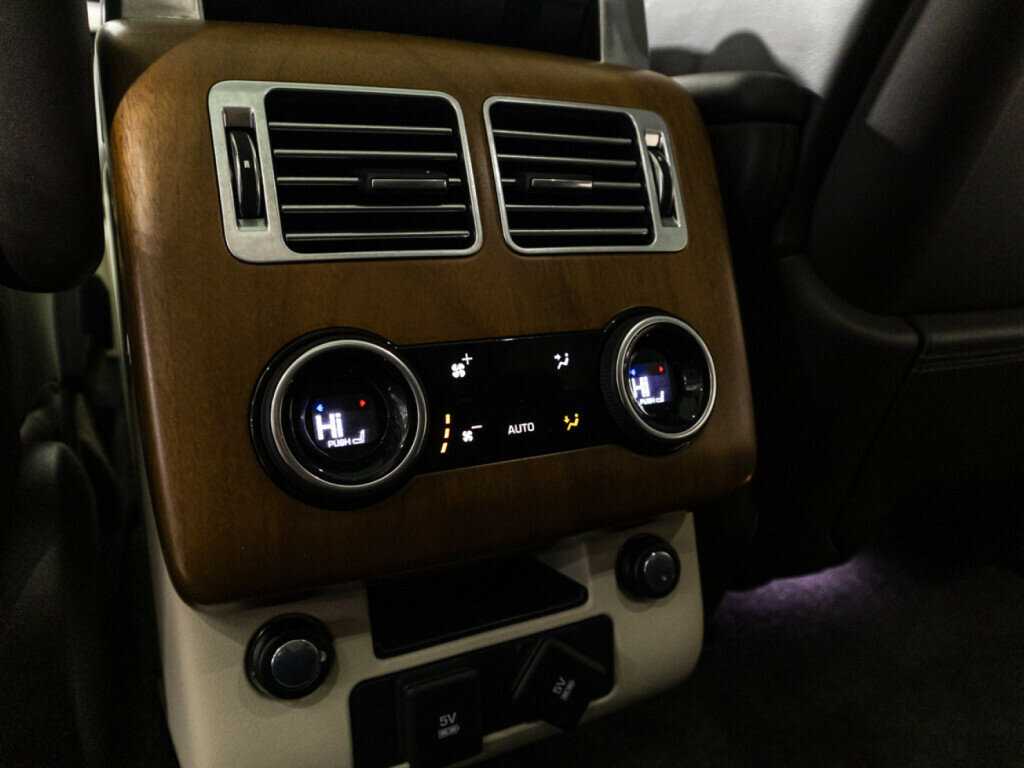 Купить Land Rover Range Rover, 2018, 151 763 км, фото №24