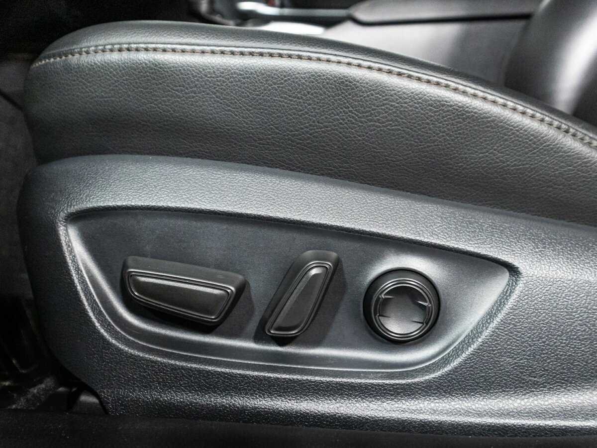 Купить Toyota Camry, 2019, 67 873 км, фото №19