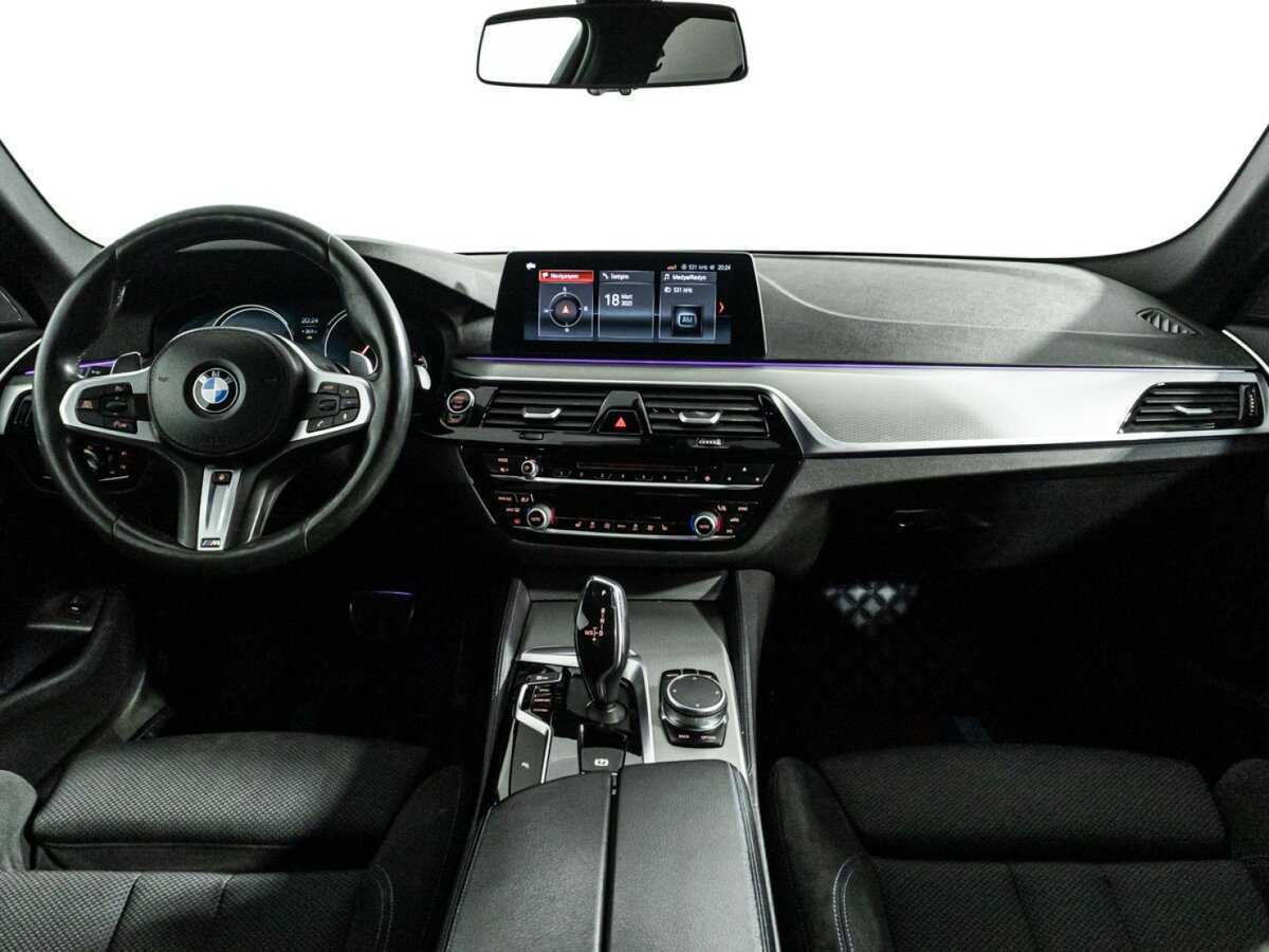 Купить BMW 5 серии 530i xDrive, 2017, 163 471 км, фото №12