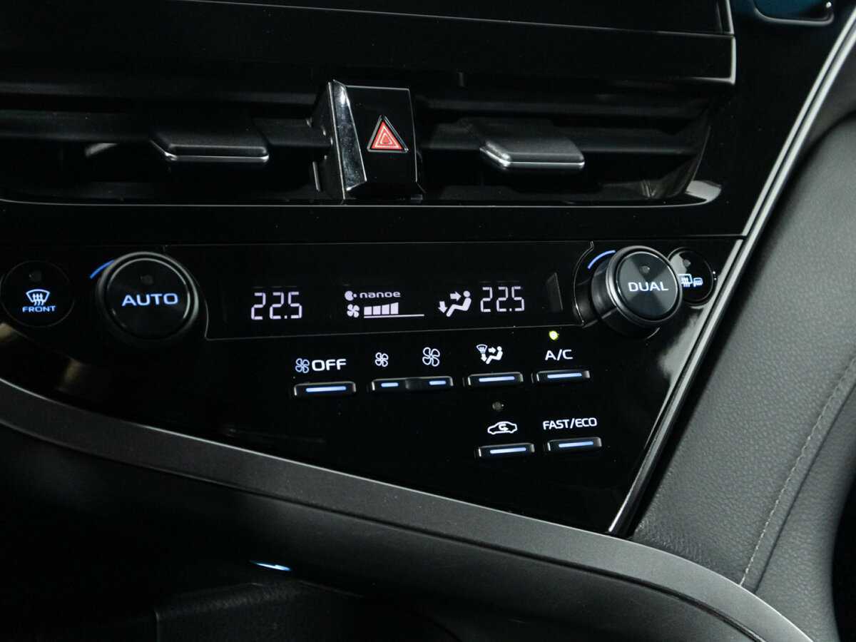 Купить Toyota Camry, 2021, 115 323 км, фото №17