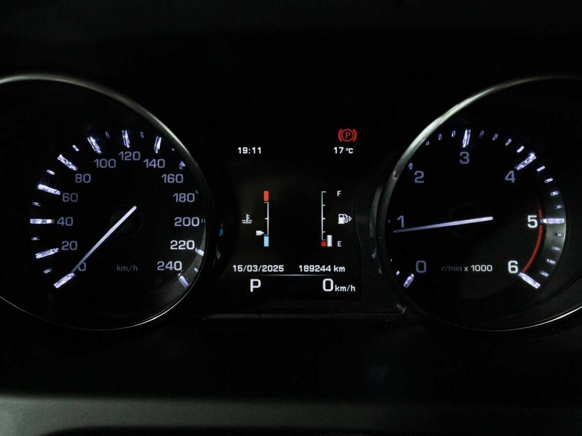 Купить Land Rover Discovery Sport, 2015, 189 239 км, фото №12