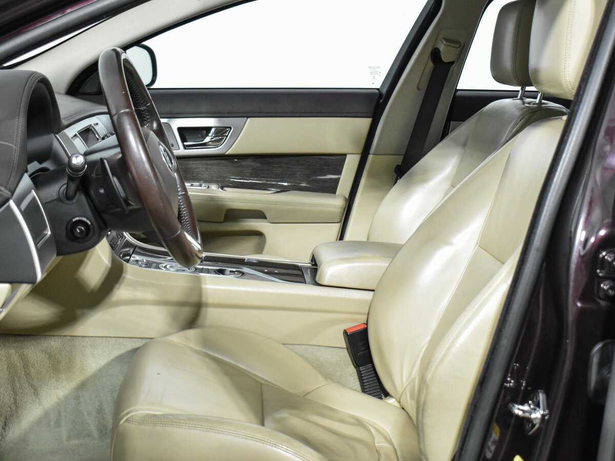 Купить Jaguar XF, 2014, 182 330 км, фото №8